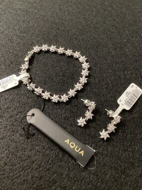 Aqua Silver Flower Tennis Bracelet & Earrings Set